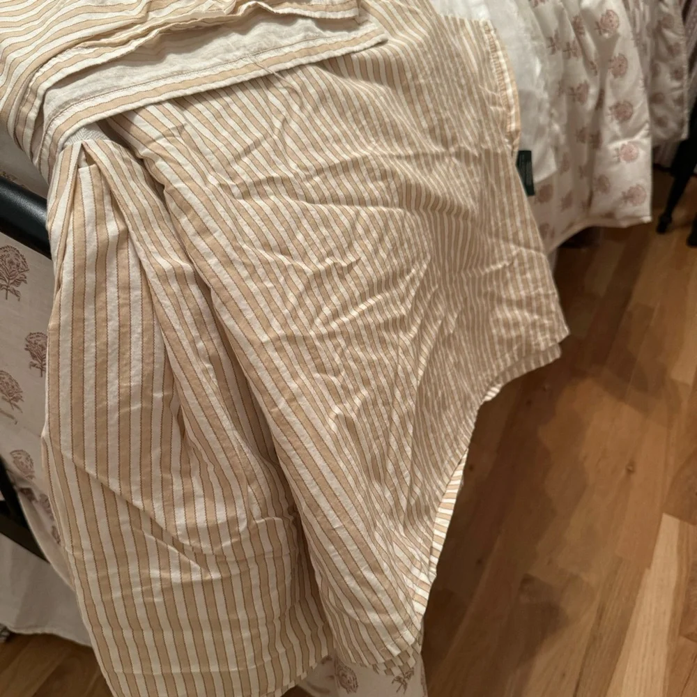 RALPH LAUREN | BED SKIRT / Tan White